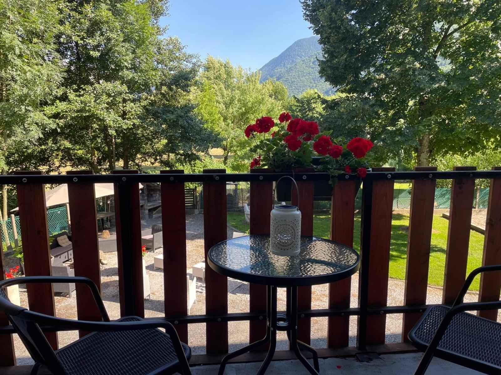 Mountain View 2 Bedroom Apartment Saint Beat Lez Kültér fotó